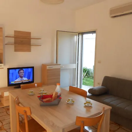بيت للعطل Villetta Trifoglio
